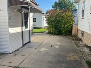 4254 S 1st St in Milwaukee, WI - Building Photo - Building Photo