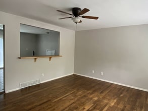 2138 St Leo Pl in Cincinnati, OH - Building Photo - Building Photo