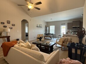 2998 Arnall Dr in Allenhurst, GA - Building Photo - Building Photo