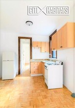 217 E 83rd St-Unit -4B in New York, NY - Building Photo - Building Photo