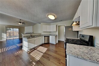 3165 Bellestone Ct in Marietta, GA - Building Photo - Building Photo