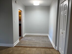 4866 MacArthur Blvd NW in Washington, DC - Building Photo - Building Photo