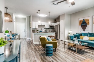 Centreport Lake in Fort Worth, TX - Building Photo