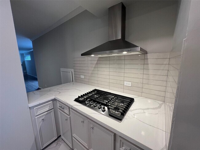 property at 1516 Park St