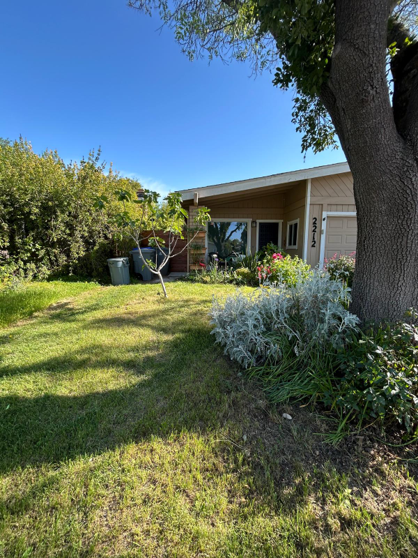 2212 E 8th St in Davis, CA - Building Photo - Building Photo
