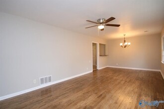 1607 Clb Vw Dr NW in Huntsville, AL - Foto de edificio - Building Photo