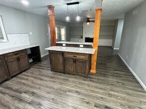 8523 Riverside Walk Ln in Houston, TX - Building Photo - Building Photo