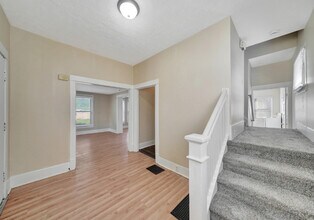 2845 Starr St in Lincoln, NE - Building Photo - Building Photo