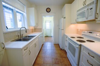 49 Hillsdale Ave W in Toronto, ON - Building Photo - Building Photo