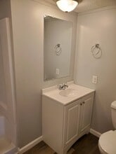 184 Dixon Rd in Holly Ridge, NC - Building Photo - Building Photo