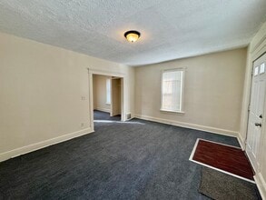 2619 Clyde Pl SW in Canton, OH - Building Photo - Building Photo