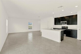 517 Bell Prairie Cir in Lake Wales, FL - Building Photo - Building Photo