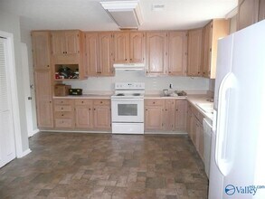 511 Delaney Rd NW in Huntsville, AL - Building Photo - Building Photo