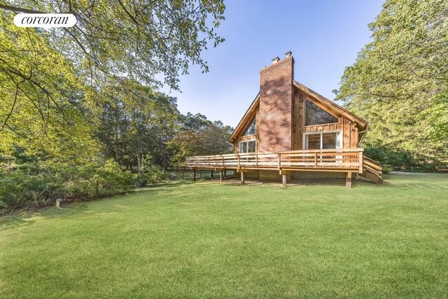 property at 83 3 Mile Harbor Dr