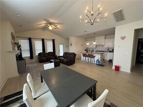 5200 SW Kemptown Pl in Bentonville, AR - Building Photo - Building Photo