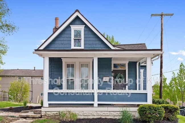 property at 61 E 7th Ave