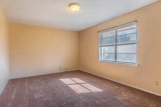 Eastgate Apartments in Gladewater, TX - Foto de edificio - Interior Photo