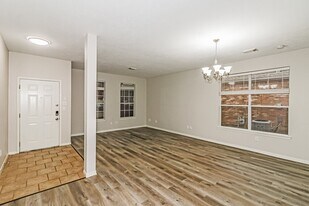 7818 Yaupon Ranch Ct in Cypress, TX - Building Photo