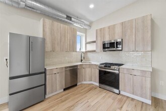 21 W 20TH St in Bayonne, NJ - Building Photo - Building Photo