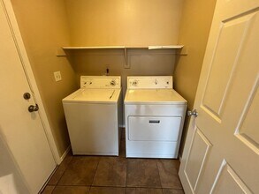 6934 W Brown St in Peoria, AZ - Building Photo - Building Photo