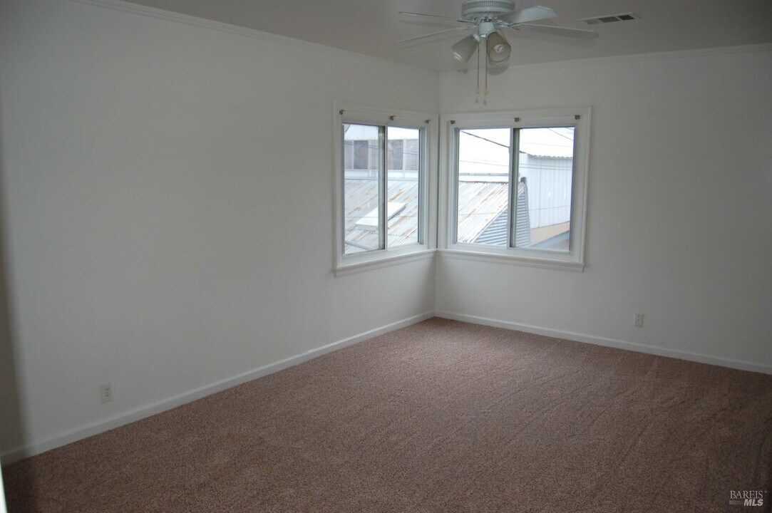 148 N 3rd St in Rio Vista, CA - Building Photo