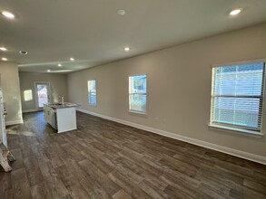 13762 Logan Pl in Foley, AL - Foto de edificio - Building Photo