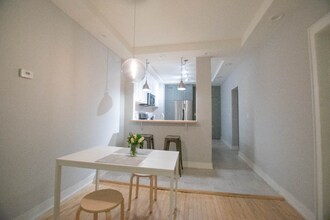 2732 S Bonfield St in Chicago, IL - Building Photo - Building Photo