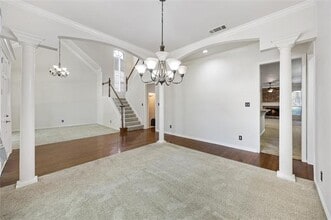 2108 Royal Dominion Ct in Arlington, TX - Building Photo - Building Photo