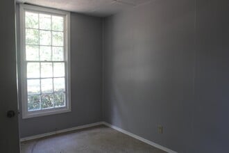 308 Forrestal Ln in Albany, GA - Building Photo - Building Photo