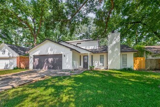 3207 Glade Springs Dr in Humble, TX - Building Photo - Building Photo
