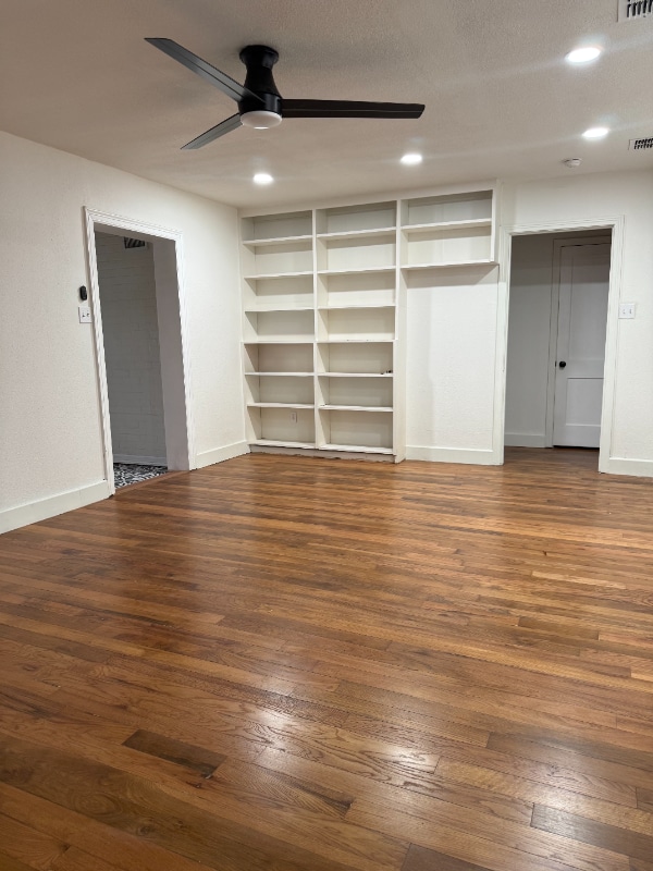 913 N 5th St in McAllen, TX - Foto de edificio - Building Photo