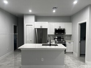 5517 Ponce De Leon Blvd in Sebring, FL - Building Photo - Building Photo