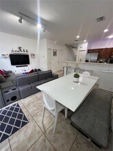 8925 W 35th Ct in Hialeah, FL - Building Photo - Building Photo