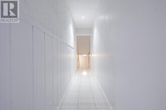 50 Applemore Rd in Toronto, ON - Building Photo - Building Photo