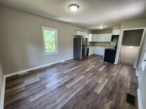 912 King Ave in Des Moines, IA - Building Photo - Building Photo