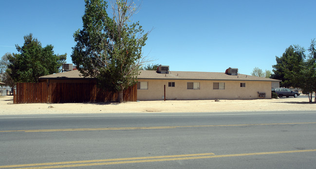 15340 Ute Rd in Apple Valley, CA - Building Photo - Building Photo