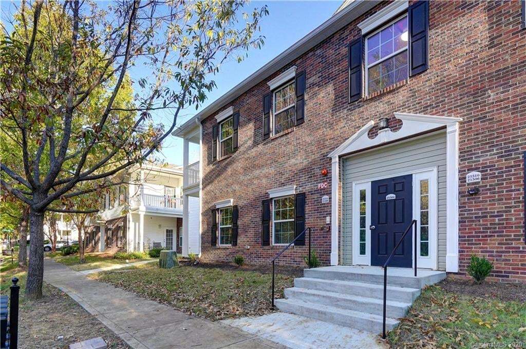 21512 Aftonshire Dr in Cornelius, NC - Building Photo