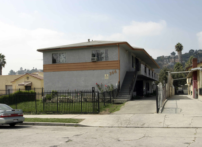 366 N Avenue 51 in Highland Park, CA - Foto de edificio - Building Photo