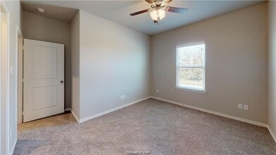 2838 Papa Bear in College Station, TX - Building Photo - Building Photo