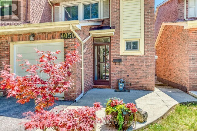 property at 4050 Farrier Ct