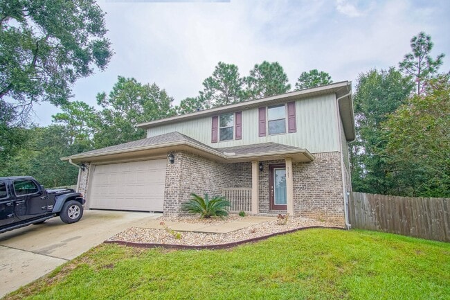 8683 Reagan Dr in Pensacola, FL - Building Photo - Building Photo