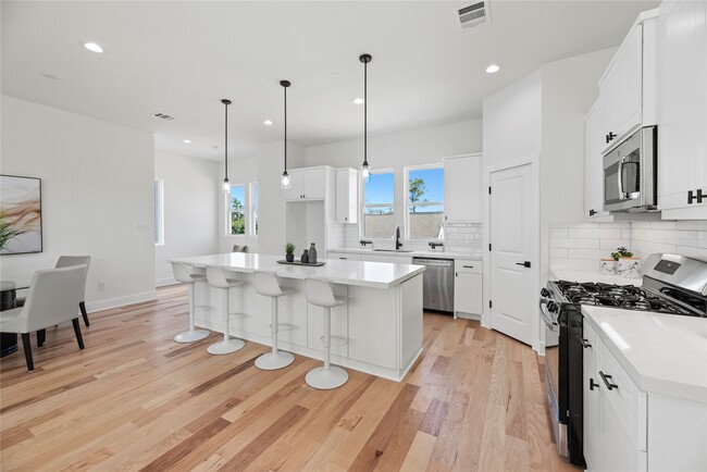 426 Sikes St in Houston, TX - Building Photo - Building Photo