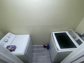 4637 35th Ave N in St. Petersburg, FL - Building Photo - Building Photo