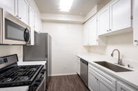 Northpoint Apartments at CSUN in Northridge, CA - Foto de edificio - Interior Photo