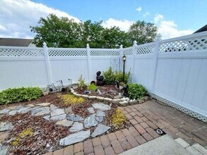 3345 Stone Bend Dr in Winterville, NC - Building Photo - Building Photo