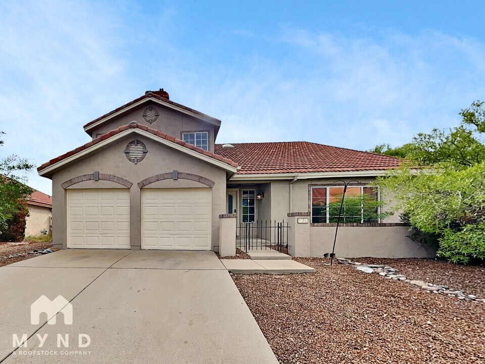 71 Gold Mine Loop S in Tucson, AZ - Building Photo