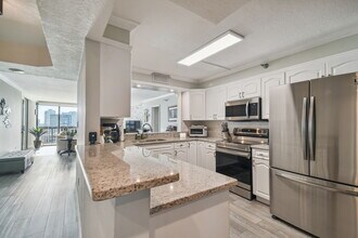 2413 Bayshore Blvd in Tampa, FL - Building Photo - Building Photo