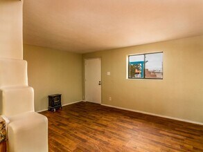 2838 Aliso Dr NE in Albuquerque, NM - Building Photo - Building Photo