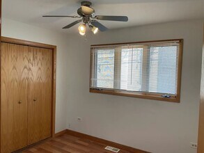 10703 S Troy St in Chicago, IL - Building Photo - Building Photo