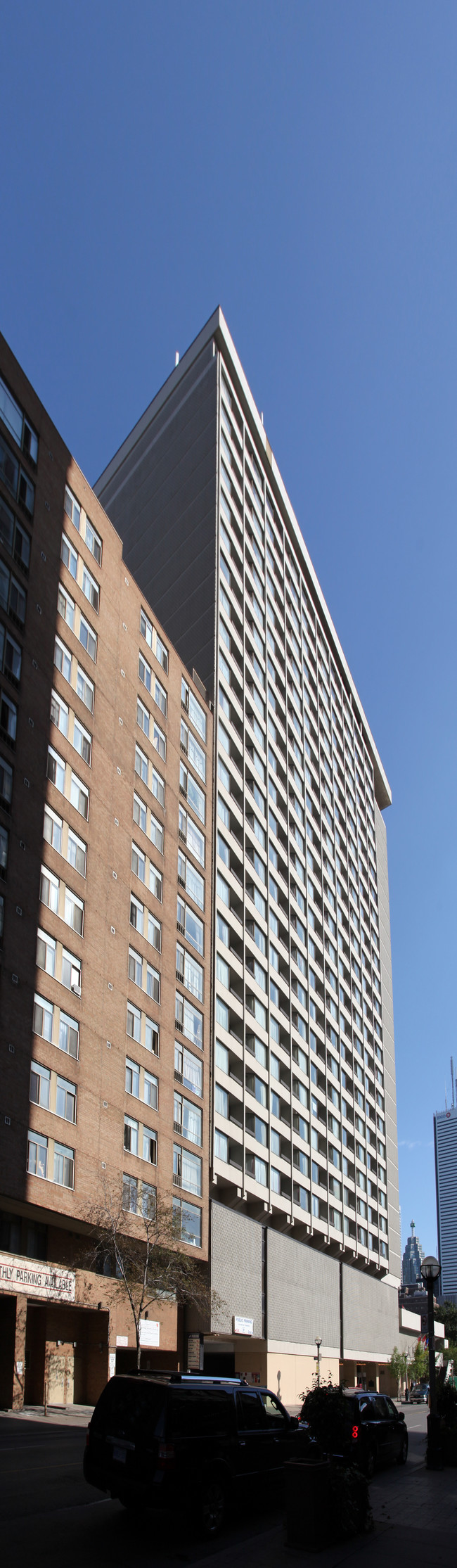 Chestnut Residence in Toronto, ON - Building Photo - Building Photo